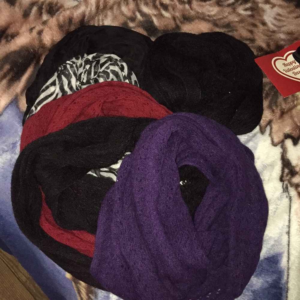Infinity scarf bundle. Bundle of 6.